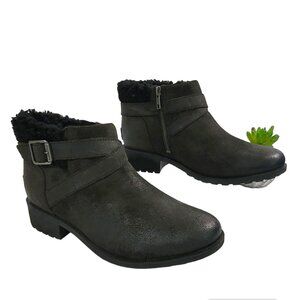 UGG Women's Boots Leather Benson Fur Buckle Closure Pull On Ankle Black Size 9.5